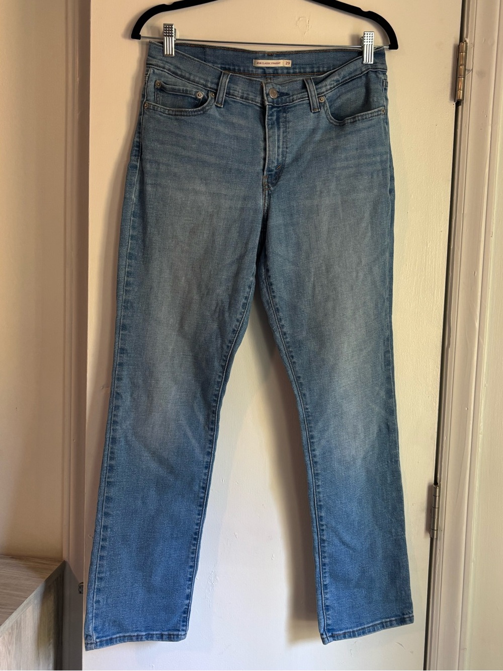 Levi’s 414 Classic Straight | 29